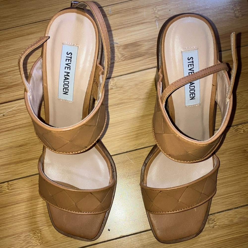 Steve Madden Tan Women's Sandals